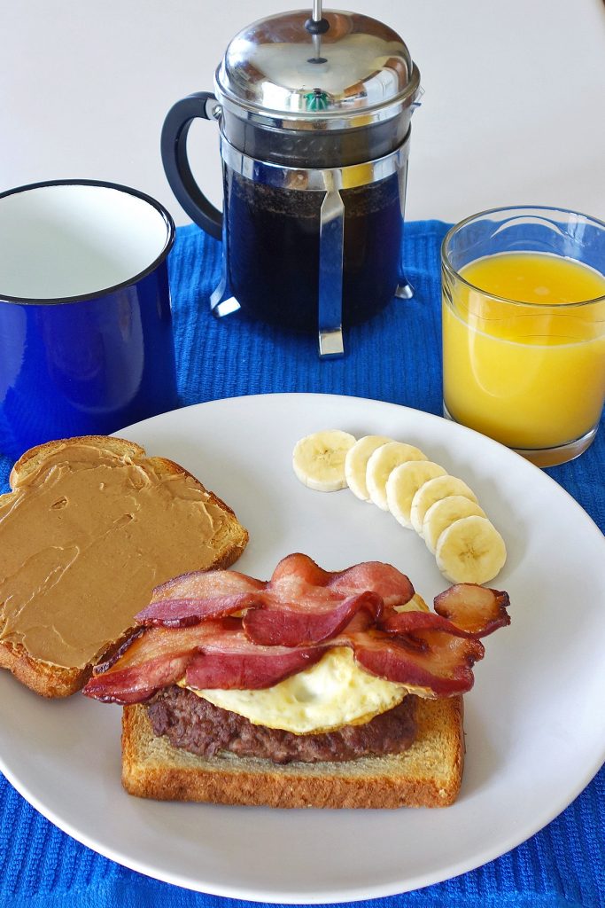 breakfast burger | burgerartist.com