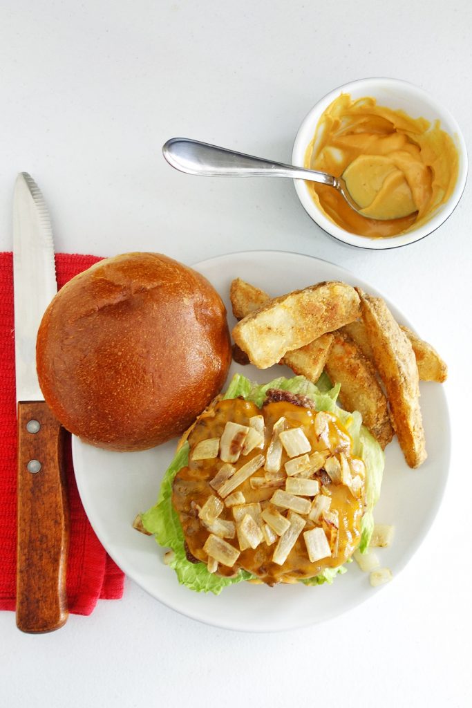 There's nothing quite like the classic smashed diner burger. Learn how you can make these awesome burgers in your kitchen at home.